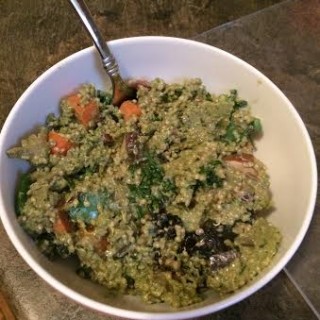 avocado-pesto-and-veggies-and-quinoa